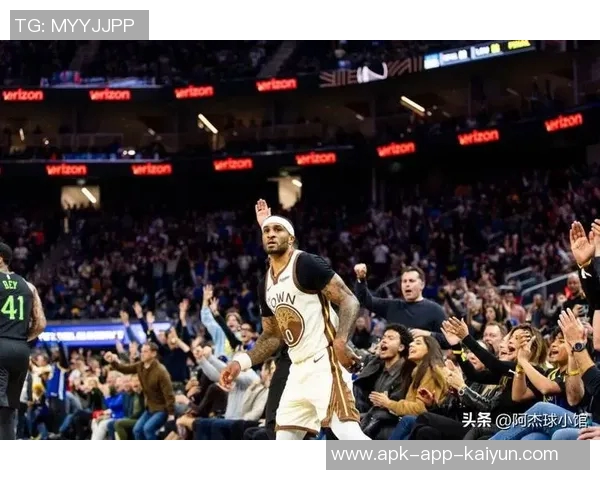 小佩顿谈五外战术助力库明加冲击篮下展现个人优势与特点