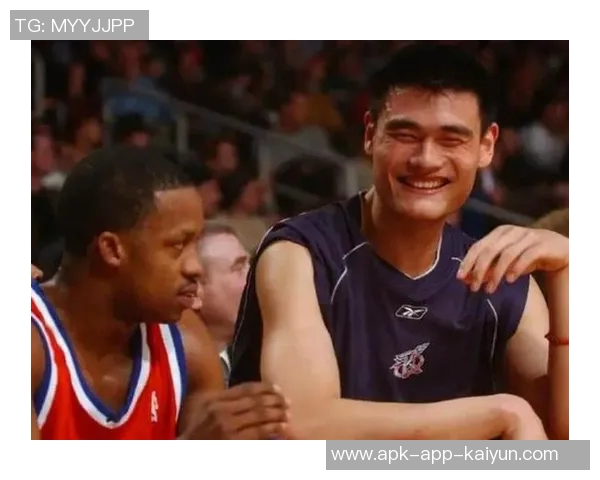 姚明重返休斯敦球迷期待他在主场揭幕战的精彩表现